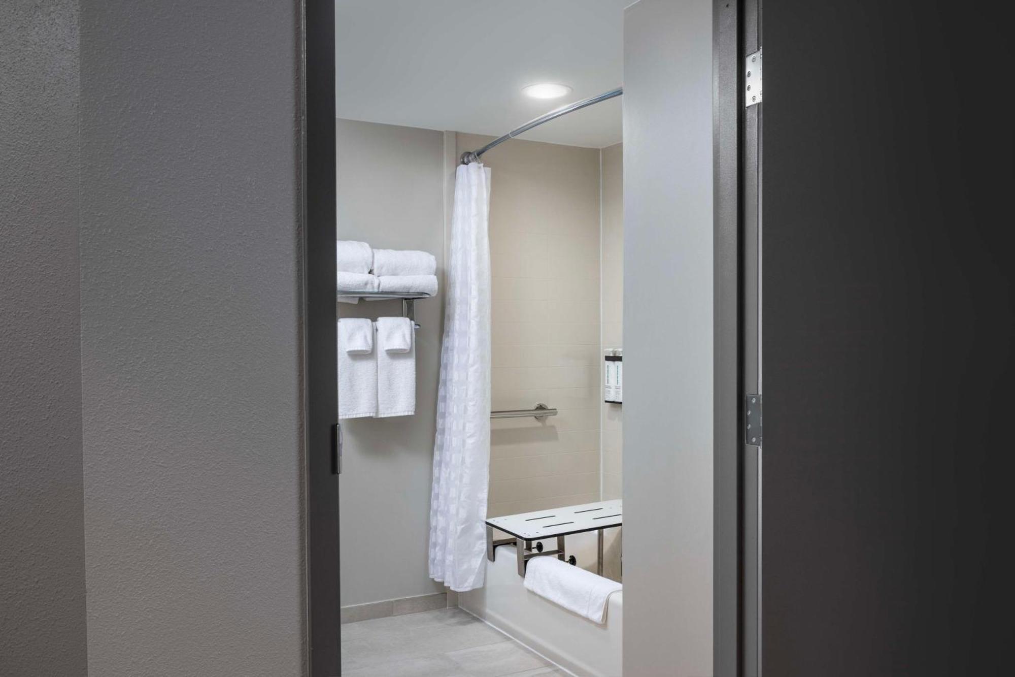 Hyatt Place Atlanta/Cobb Galleria Смирна Екстериор снимка